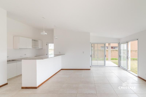 Imagen 10 de 18 de Casa 3 Dormitorios En Venta - Funes Norte