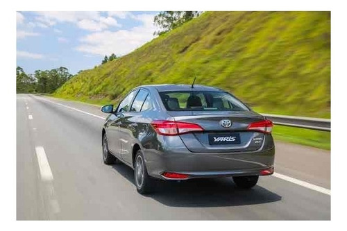 Imagem 2 de 6 de Toyota Yaris 1.5 16v Flex Sedan Xl Live Multidrive