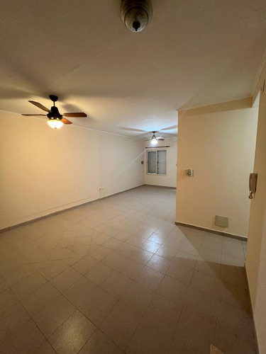 Alquilo Amplia Casa En B° Terrazas, Itaembé Miní