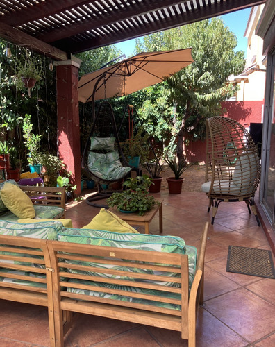 Vende Casa Comuna Maipu / Condominio / Excelente Plusvalia