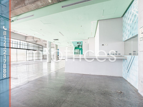 Renta De Local Comerciales De 286.6 M2 Al Poniente De San Pedro