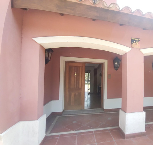 Casa De 4 Dormitorios En Barrio Privado San Joaquín, Exaltación De La Cruz