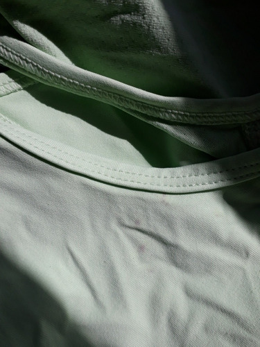 Conjunto De Polleras Y Musculosa Deportiva Admit One. Mujer