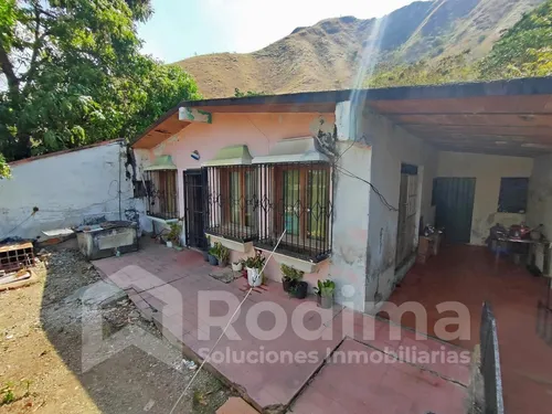 Casa En Venta En La Pedrera