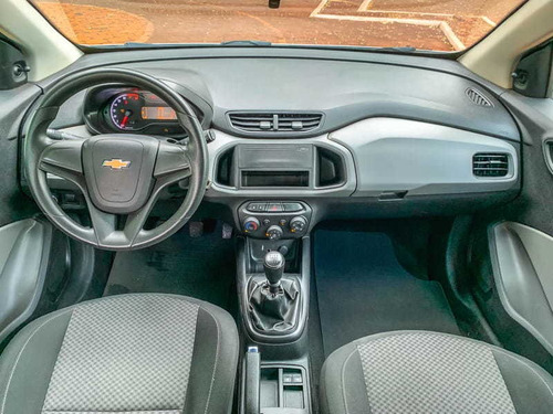 Imagem 8 de 10 de Chevrolet Onix 10mt Joye