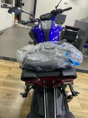 Mt 07 Abs