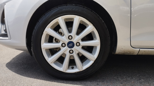 Ford Fiesta Kinetic 1.6 Se Carwestcaba
