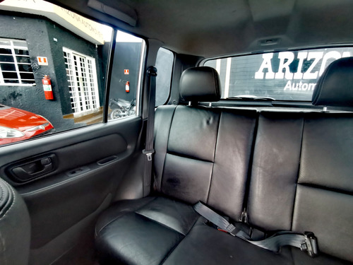 Mitsubishi Pajero TR4 2.0 4x2 Flex Aut. 5p