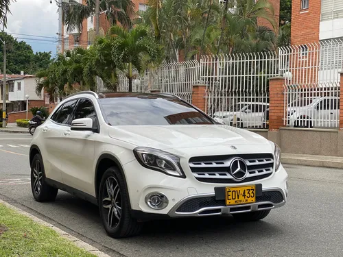 Mercedes-Benz Clase GLA 1.6 Urban