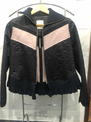 Chaqueta Jazmín Chebar. Muy Poco Uso. Talla 2