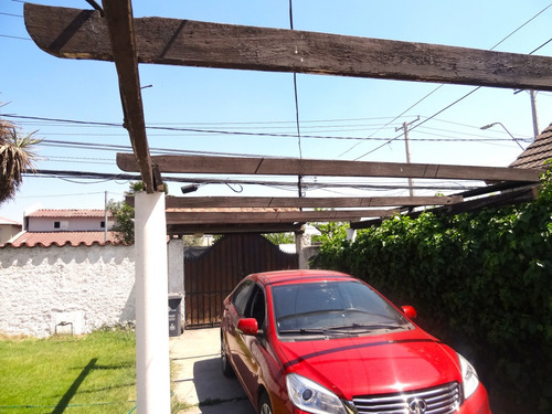 Casa De 3d 2b De 122 Mt2 Emplazada En 303 Mts De Terreno