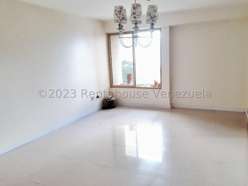 Apartamento En Venta En Los Naranjos Del Cafetal Con Espectacular Vista Al Ávila