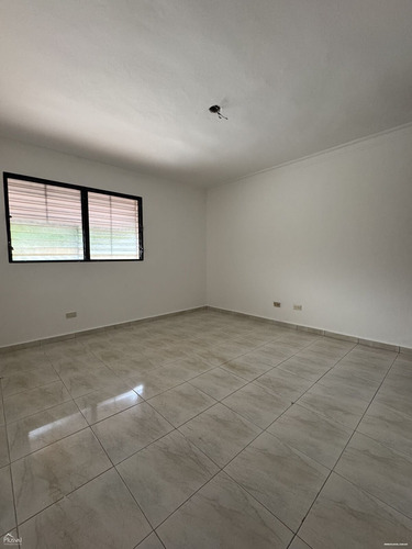 Apartamento En Venta De 2 Habitaciones En Gazcue