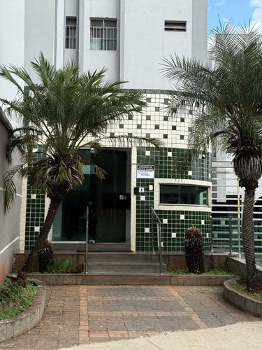 Apartamento No Setor Sudoeste - 3 Quartos Com 1 Vaga De Garagem - Goiânia / Goiás