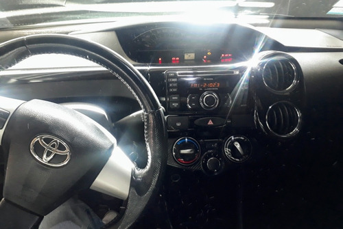 Toyota Etios 1.5 Sedan Xls 2014