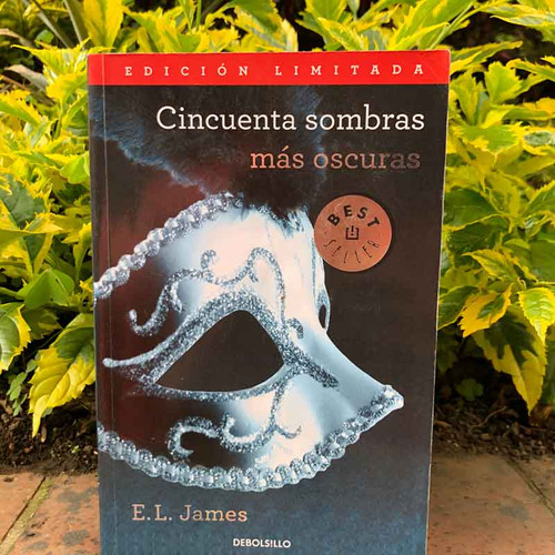 Libro Cincuenta Sombras Más Oscuras