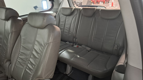 Kia Carnival 3.8 V6 EX AUTO