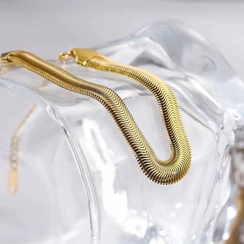 Pulsera Para Mujer Bañada En Oro Modelo Serpiente