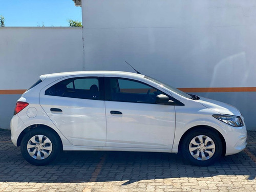Imagem 8 de 9 de Chevrolet Onix 1.0 Mpfi Joy 8v Flex 4p Manual