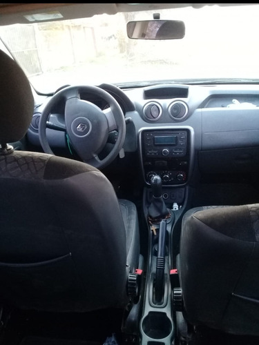 Imagen 8 de 9 de Renault Duster 2012 1.6 4x2 Confort Plus 110cv