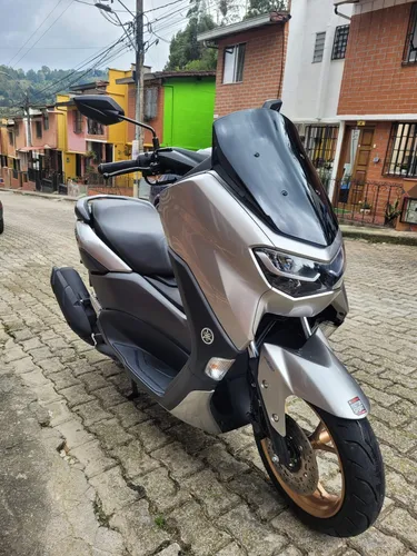 Motocicleta Nmax Modelo 2025