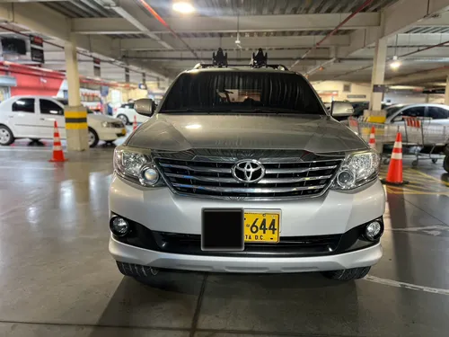 Toyota Fortuner 2.7l 4x2