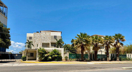 Ecv-564 Zona Norte Townhouse Villa Las Olas Avenida El Milagro