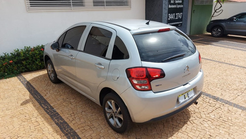 Imagem 6 de 7 de Citroen C3 Attraction 1.2 Prata 2017