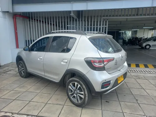 Renault Stepway 1.6 Dynamique / Intens Automática