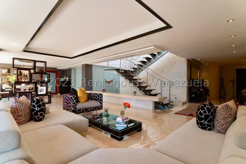 Apartamento Penthouse Con Piscina En Venta En La Lagunita Caracas