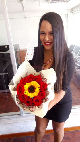 Arreglos Frutales Ramo Flores Fresas Chocolate Rosas Quito