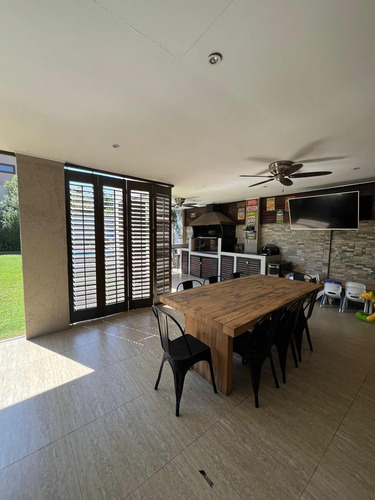 5 Dormitorios, 3 Baños, Homeoffice, Estar, Más Servicios