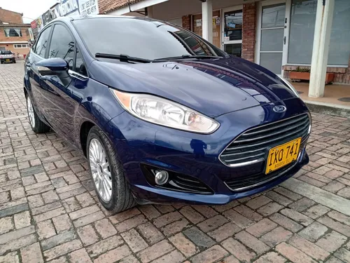Ford Fiesta Titanium 1.6cc MT AA