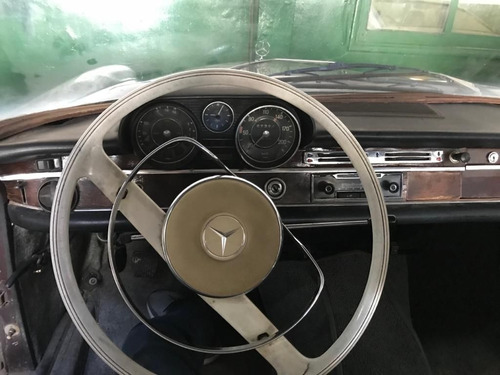 Mercedes Benz 250 S