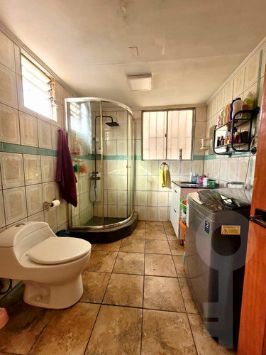 Amplia Casa 3hab 2 Ba Avenida La Florida
