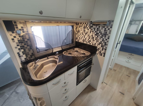 Motor Home Nacional Santo Inacio 8.5si Ano 2015 - Y@w2