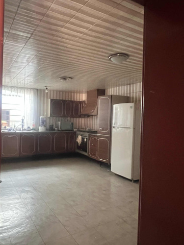 Vendo Casa En Esquina Con Uso Comercial En Jardín Balbuena