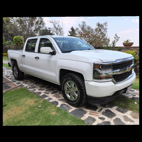 Chevrolet Silverado 5.4 2500 Doble Cabina Ls 4x2 At