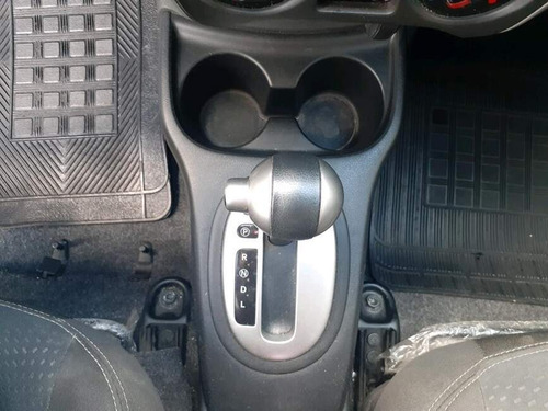Imagem 8 de 12 de Versa 1.6 16v Flexstart Sv 4p Xtronic