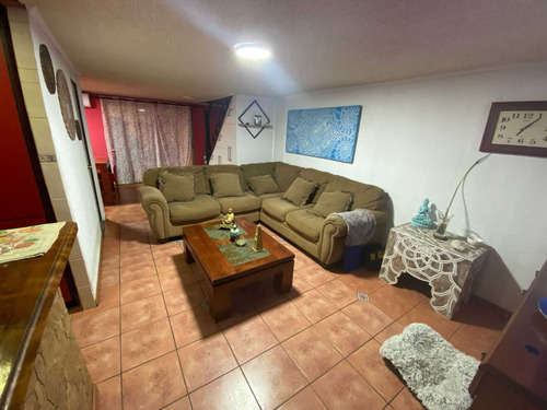 Hermosa Y Amplia Casa En Curico (105887)