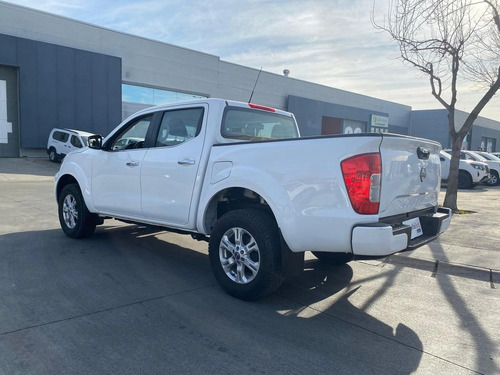 Nissan Navara Navara DC 4x2 2.3TDI XE