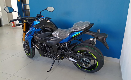 Suzuki Gsx-s 750 Cc Okm !!!!