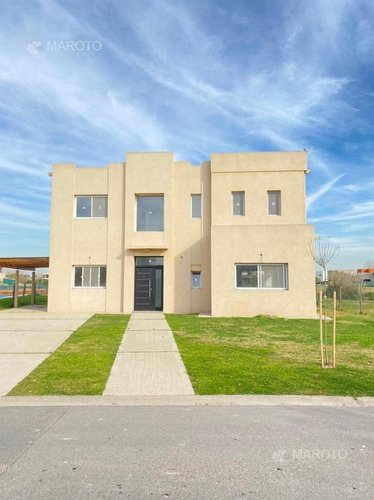 Imagen 2 de 22 de Casa En Venta En El Canton - Maroto Propiedades