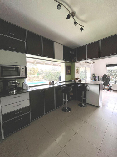 Casa A La Venta En Country Banco Provincia Francisco Alvarez Moreno