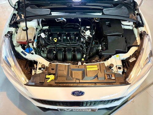 Ford Focus III 2.0 Se Plus Mt