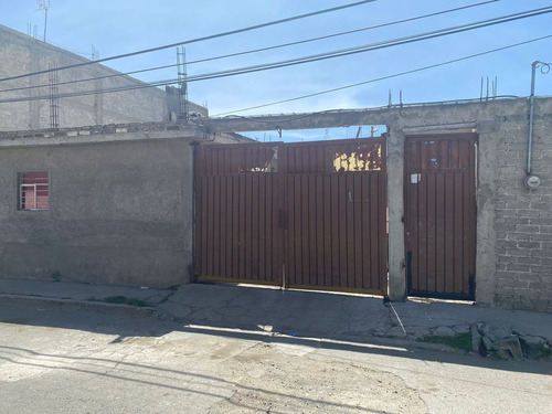 Terreno En Venta En  7a. Cerrada En Valle De Chalco