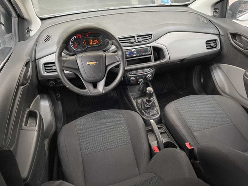 Imagem 11 de 14 de Chevrolet Onix 1.0 Mt Joy 2018