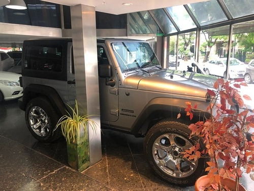 Imagen 10 de 12 de Jeep Wrangler 3.6 Sport 284hp Mtx
