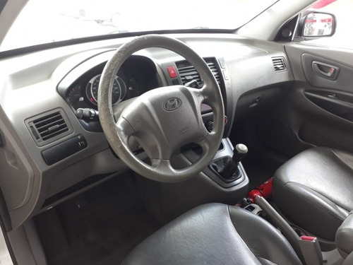 Tucson 2.0 Mpfi Gl 16v 142cv 2wd Gasolina 4p Manu 2009/2010