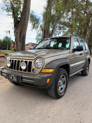 Jeep Cherokee 3.7 Sport